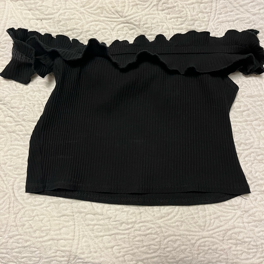 Black crop top